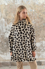 Cargar imagen en el visor de la galería, Canguro Felipe