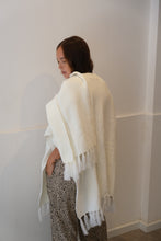 Cargar imagen en el visor de la galería, Ruana Yiyi