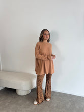 Cargar imagen en el visor de la galería, Buzo Asher