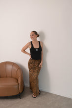 Cargar imagen en el visor de la galería, Musculosa Carola