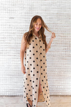 Cargar imagen en el visor de la galería, Camisola Nuvia Polka