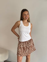 Cargar imagen en el visor de la galería, Musculosa Yula