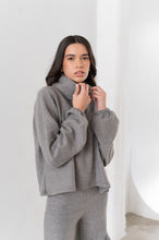 Cargar imagen en el visor de la galería, Poleron Yuko