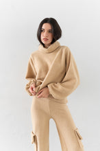 Cargar imagen en el visor de la galería, Poleron Yuko