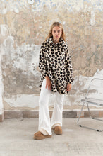 Cargar imagen en el visor de la galería, Canguro Felipe