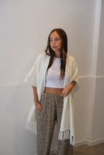 Cargar imagen en el visor de la galería, Ruana Yiyi