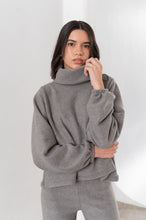 Cargar imagen en el visor de la galería, Poleron Yuko