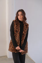 Cargar imagen en el visor de la galería, Chaleco Jako