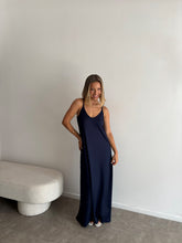 Cargar imagen en el visor de la galería, Vestido Solar