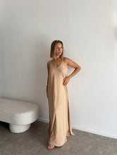 Cargar imagen en el visor de la galería, Vestido Solar