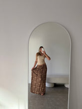 Cargar imagen en el visor de la galería, Musculosa Yula + Pollera Julia