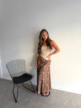 Cargar imagen en el visor de la galería, Musculosa Yula + Pollera Julia
