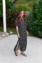 Cargar imagen en el visor de la galería, Camisola Anca Polka
