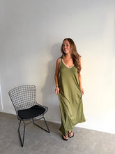 Cargar imagen en el visor de la galería, Vestido Omeir
