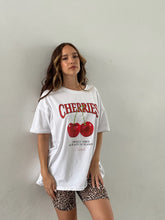 Cargar imagen en el visor de la galería, Set Cherries + Biker Giorgia
