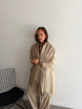 Cargar imagen en el visor de la galería, Bufandon Branto
