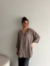Cargar imagen en el visor de la galería, Blusa Bambina

