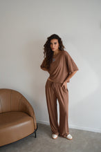 Cargar imagen en el visor de la galería, Remera Rossi
