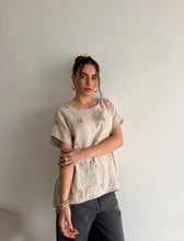 Cargar imagen en el visor de la galería, Blusa Elia
