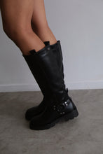 Cargar imagen en el visor de la galería, Bota Tasia
