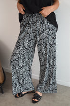 Cargar imagen en el visor de la galería, Pantalon Yuzuru
