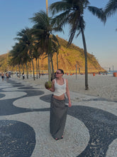 Cargar imagen en el visor de la galería, Pollera Polka
