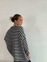 Cargar imagen en el visor de la galería, Buzo Shoko
