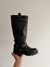 Cargar imagen en el visor de la galería, Bota Tasia
