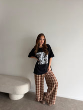 Cargar imagen en el visor de la galería, Remera Firu
