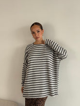 Cargar imagen en el visor de la galería, Buzo Shoko
