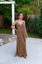 Cargar imagen en el visor de la galería, Vestido Solar
