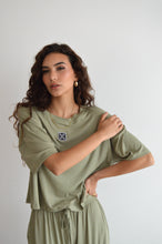 Cargar imagen en el visor de la galería, Remera Rossi
