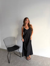 Cargar imagen en el visor de la galería, Vestido Omeir
