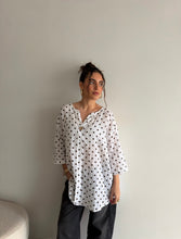 Cargar imagen en el visor de la galería, Blusa Bambina
